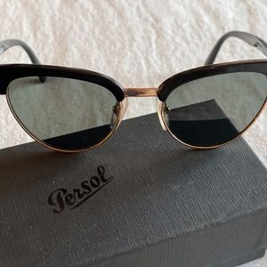 Persol Italian made sunglasses